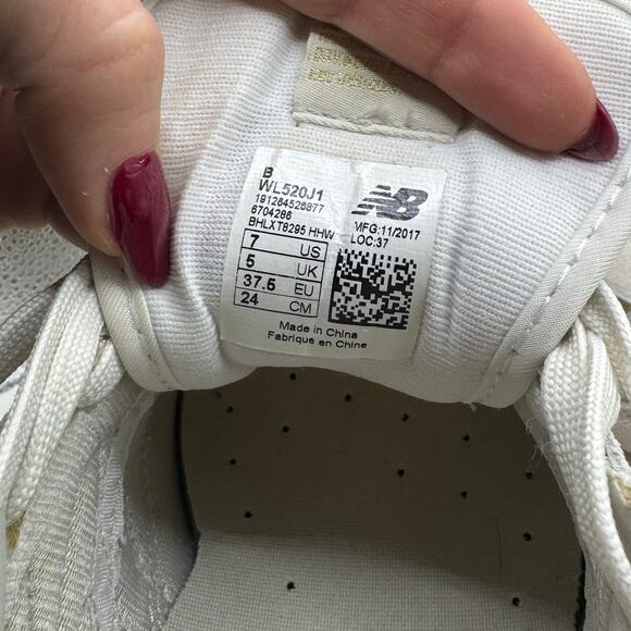 New Balance x J.Crew Gold Salt Sneakers Women's Size 7 - Picture 8 of 8